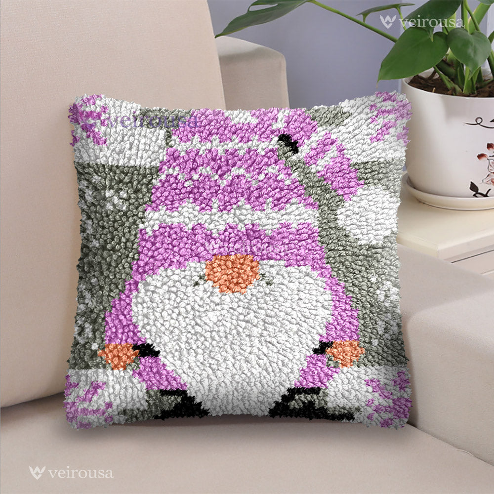 Christmas Gnomes Latch Hook Pillow Kit